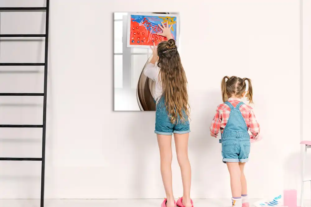Magnetická popisovací tabule s vlnitým motivem