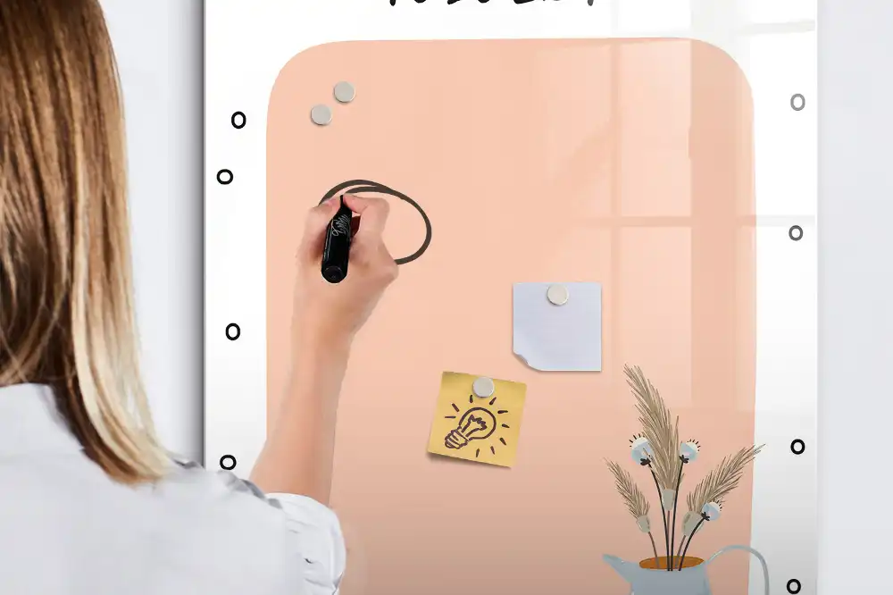 Magnetická tabule na kreslení a plánování úkolů