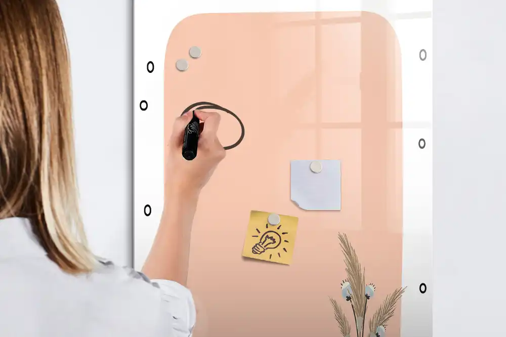 Magnetická tabule na kreslení a plánování úkolů