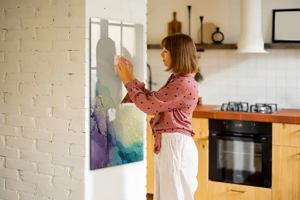 Magnetická tabule na kreslení s motivem barevného mramoru