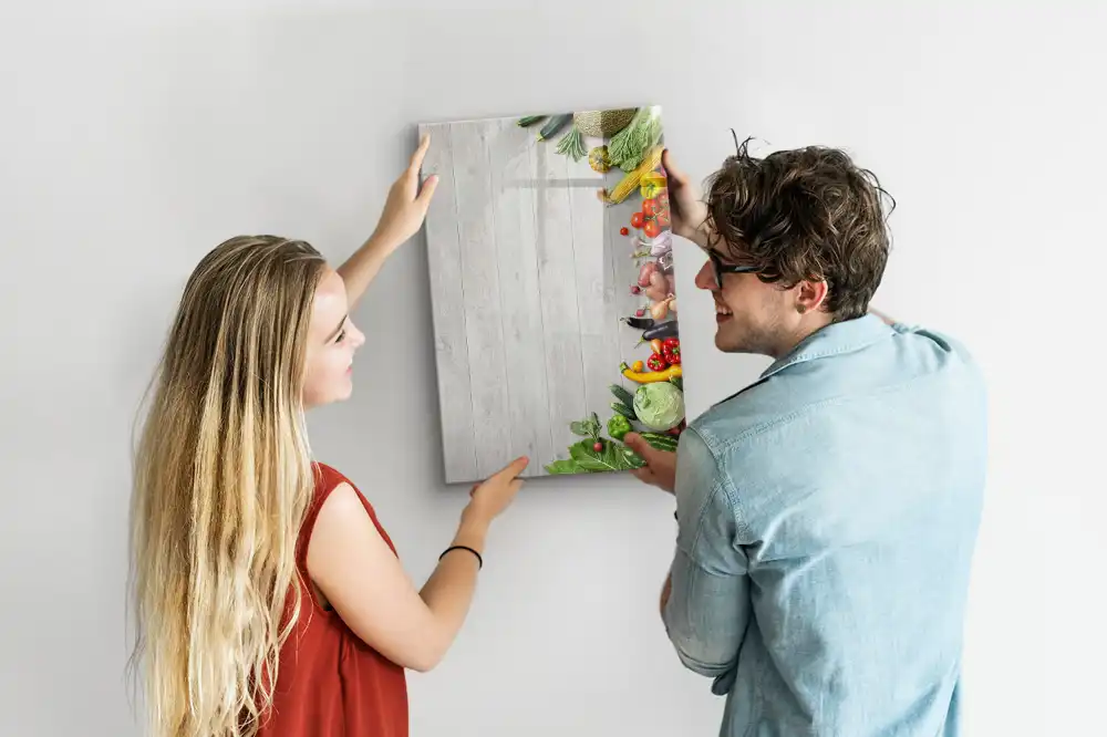 Magnetická kreslicí tabule se zeleninou na dřevěném podstavci