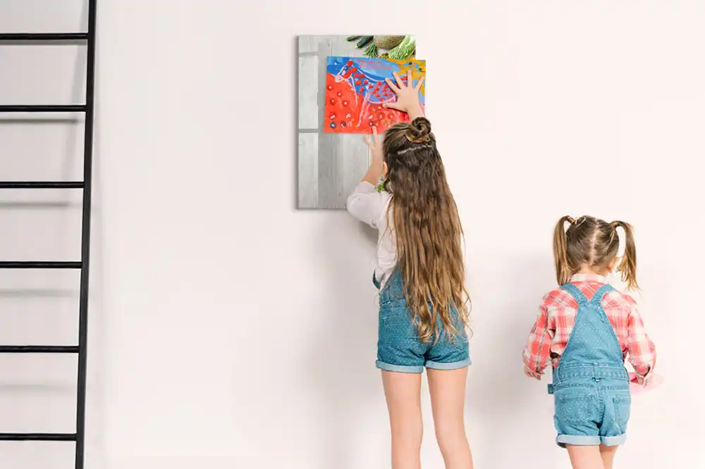 Magnetická kreslicí tabule se zeleninou na dřevěném podstavci
