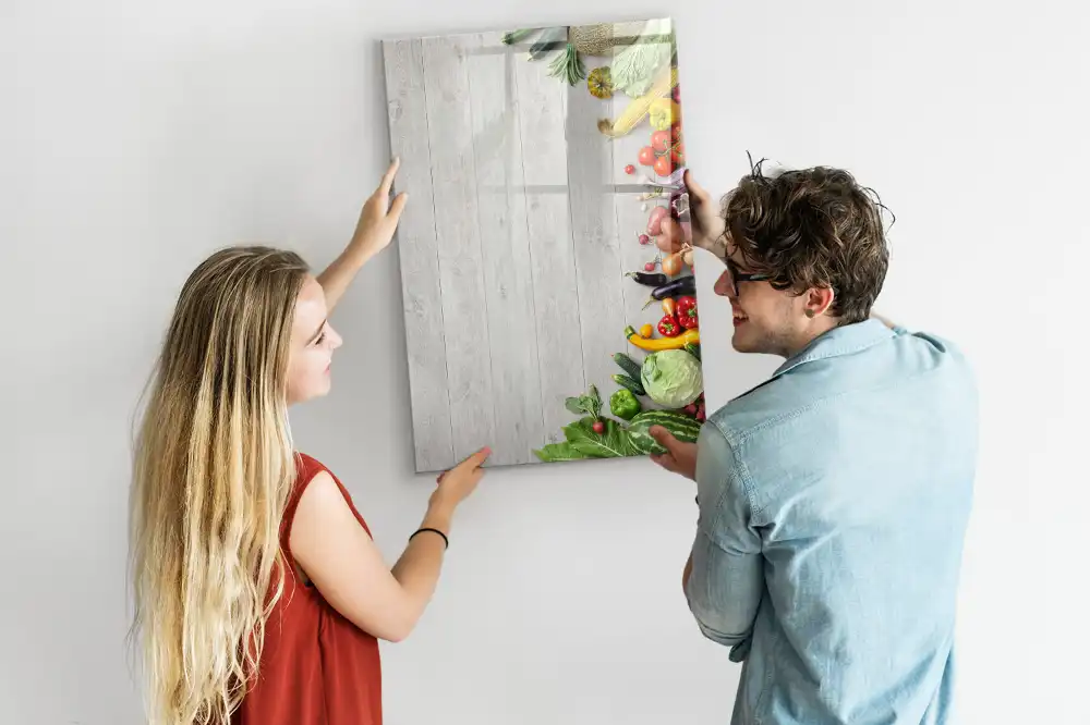 Magnetická kreslicí tabule se zeleninou na dřevěném podstavci