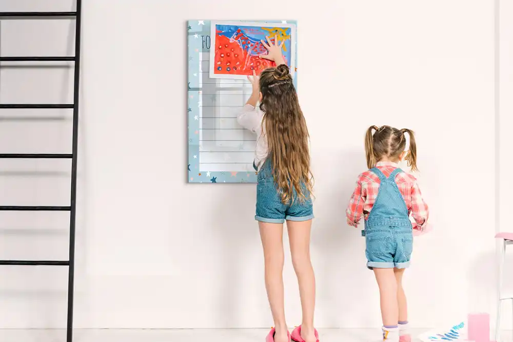 Magnetická tabule na kreslení a seznam úkolů