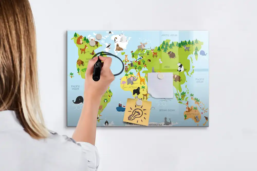 Magnetická kreslící tabule pro děti mapa světa se zvířaty