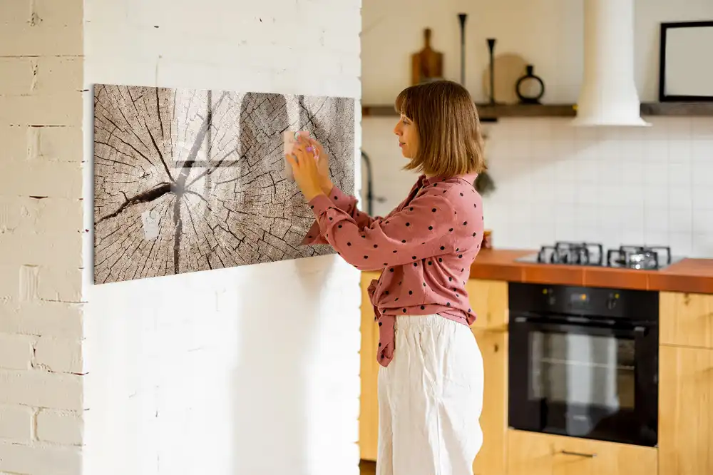 Magnetická kreslicí tabulka pro děti s motivem kmene stromu