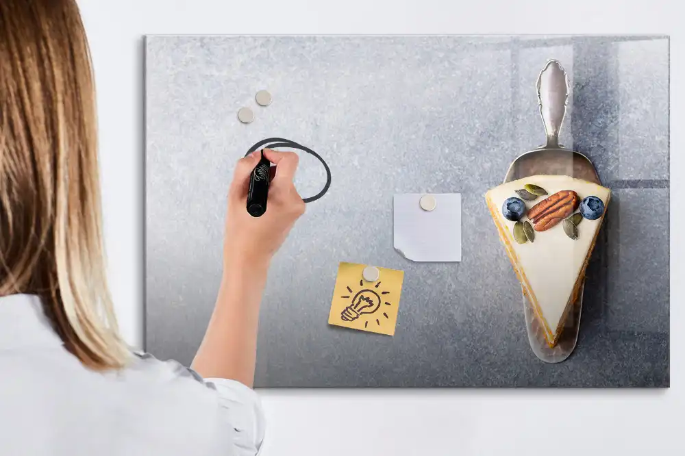 Magnetická kreslící tabulka s motivem dortu