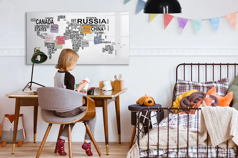 Magnetická kreslicí tabule s motivem kontinentů a písmen