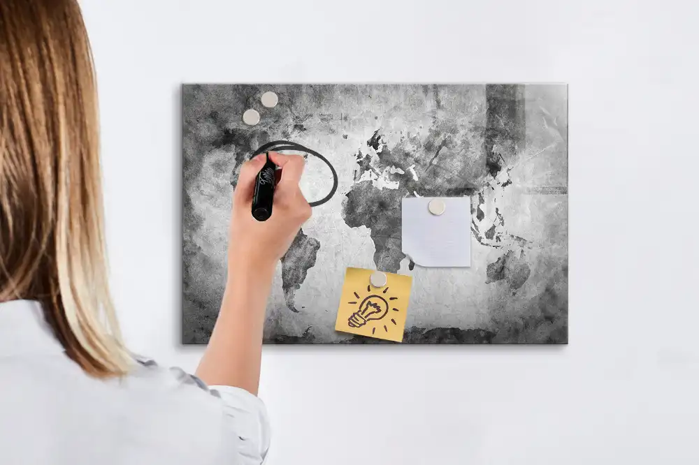 Magnetická kreslící tabule pro děti s motivem mapy světa