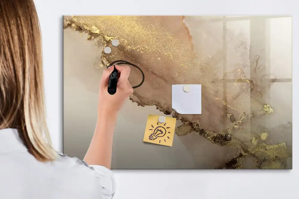 Magnetická kreslicí tabule s motivem luxusního zlatého mramoru