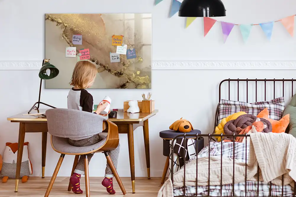 Magnetická kreslicí tabule s motivem luxusního zlatého mramoru