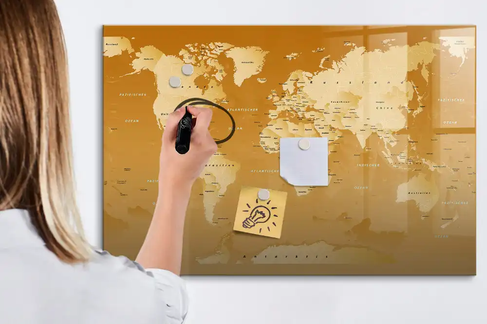 Magnetická tabule na kreslení moderní mapa světa