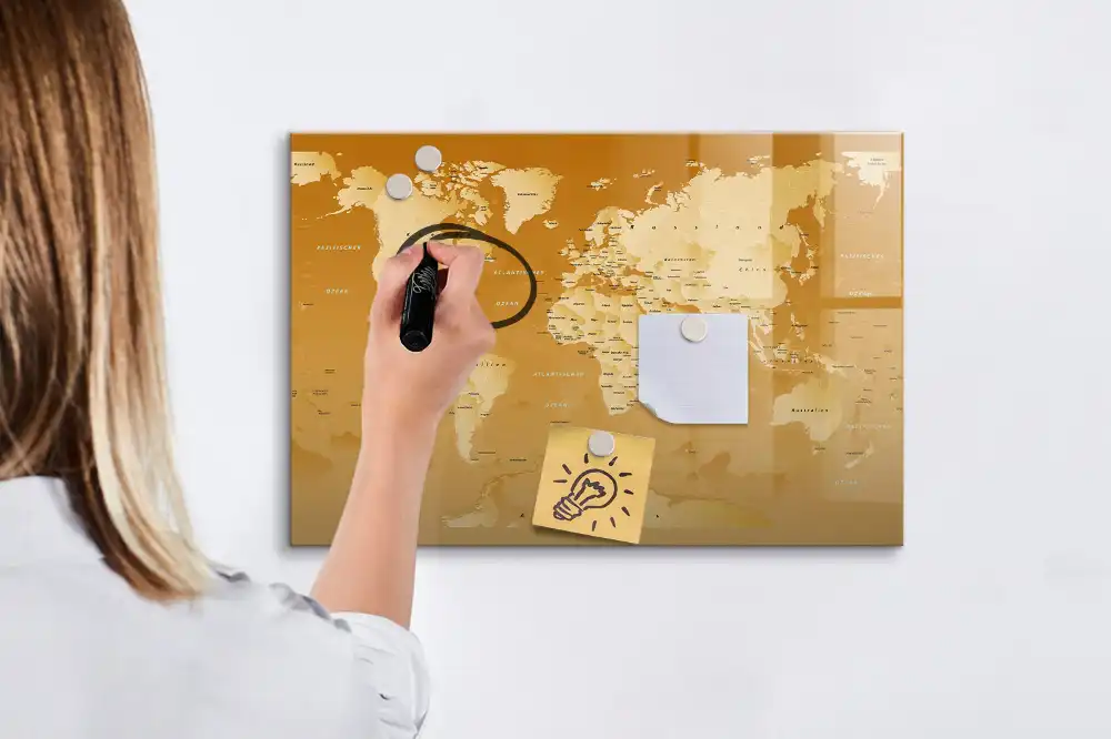 Magnetická tabule na kreslení moderní mapa světa