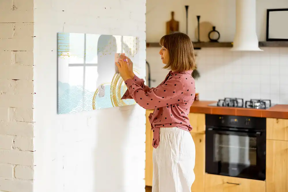 Dekorativní tapeta s magnetickou tabulí na kreslení