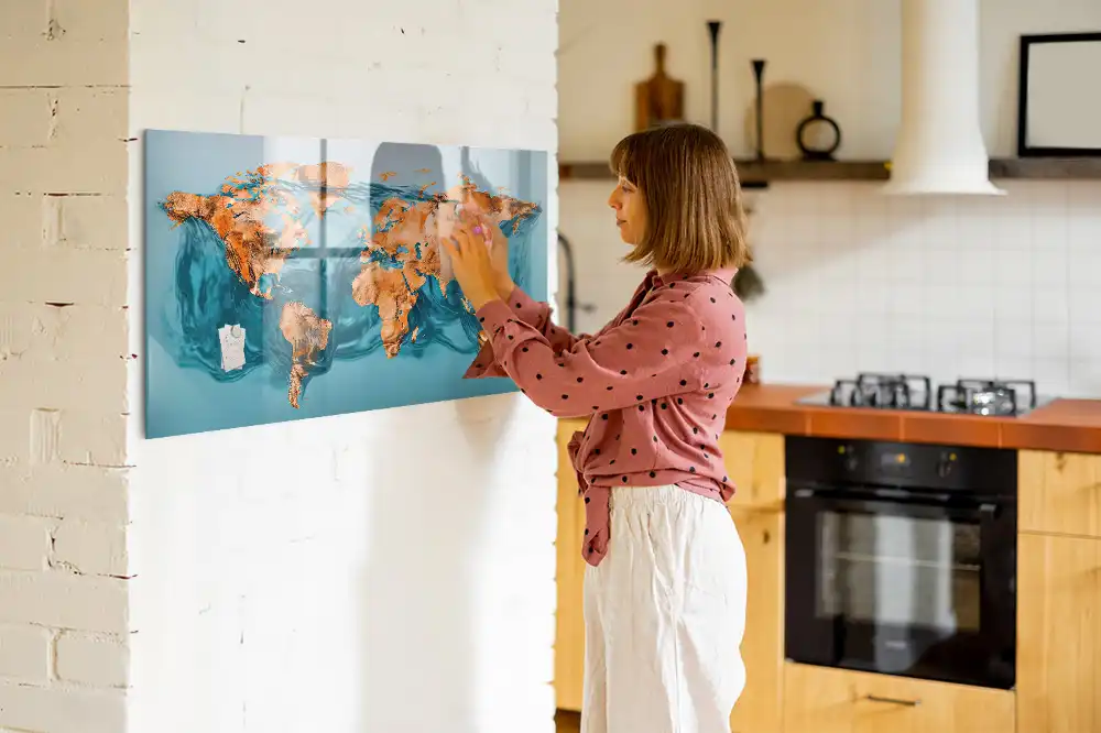 Magnetická kreslicí tabule s mapou kontinentů