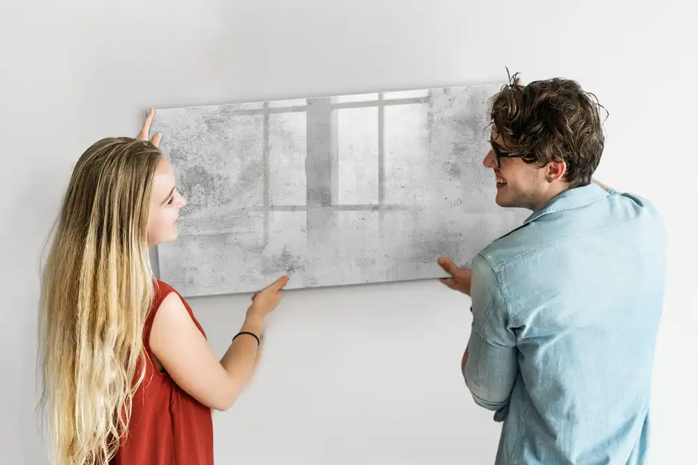 Dětská magnetická kreslící tabule s betonovou stěnovou konstrukcí