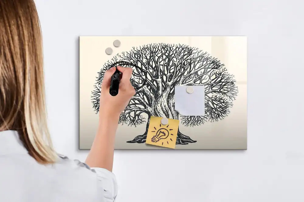 Velká magnetická kreslící tabule pro děti s motivem stromu v parku