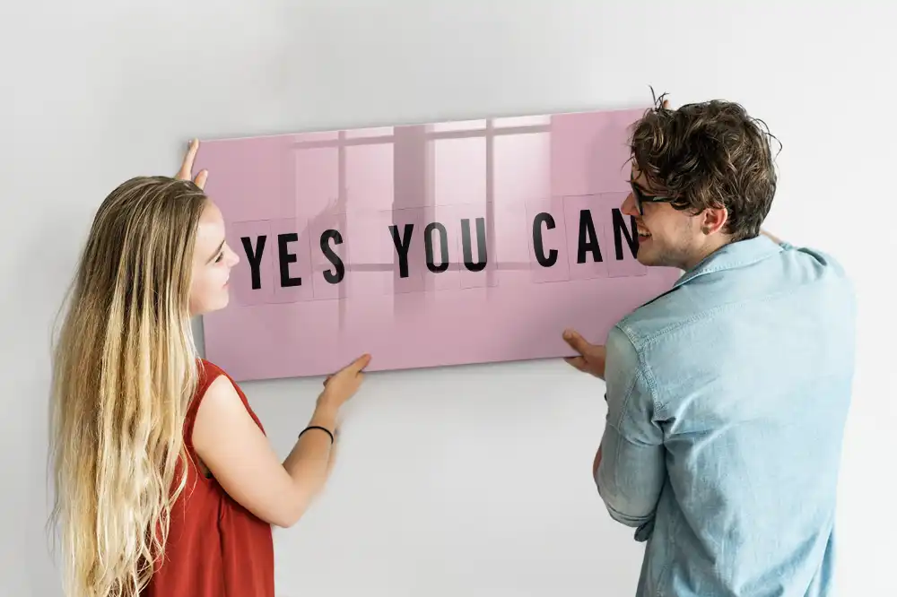 Magnetická kreslicí tabule s nápisem Zvládneš všechno