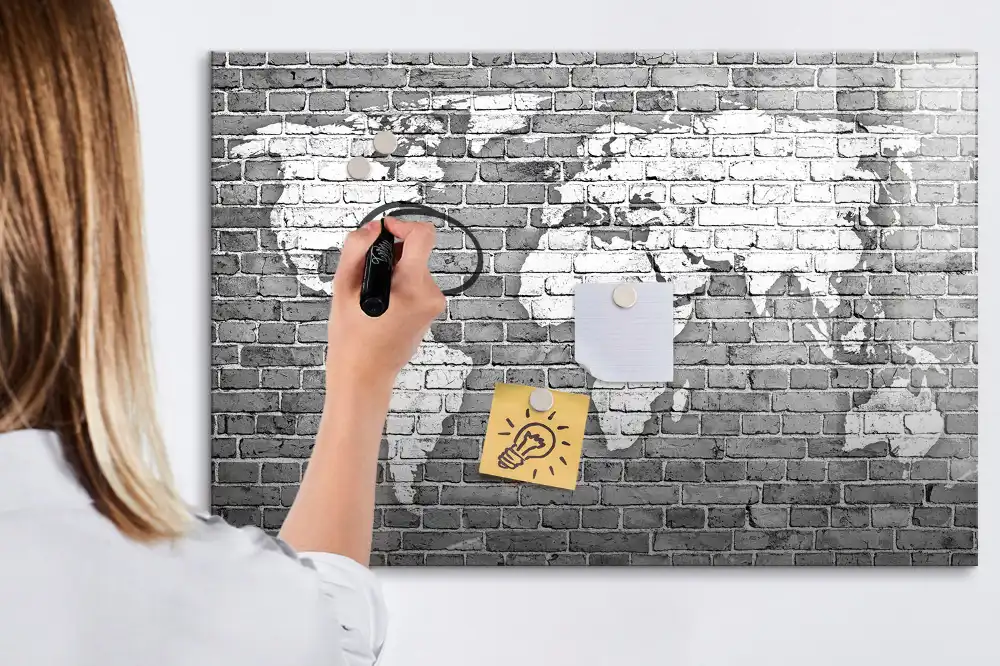Magnetická kreslící tabule pro děti s motivem mapy světa