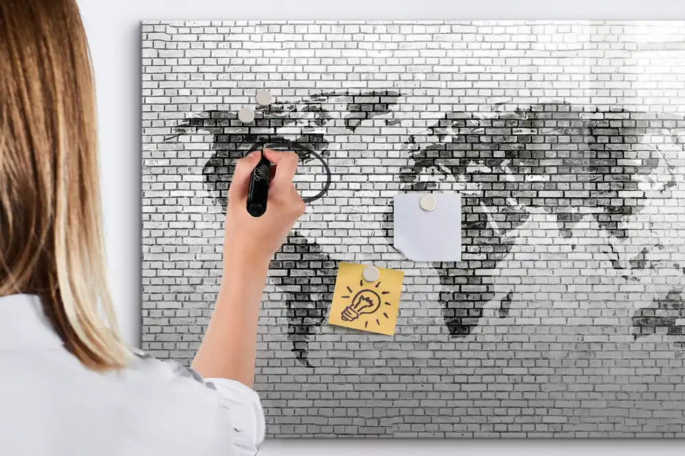 Magnetická kreslící tabule pro děti se vzorem cihlové zdi
