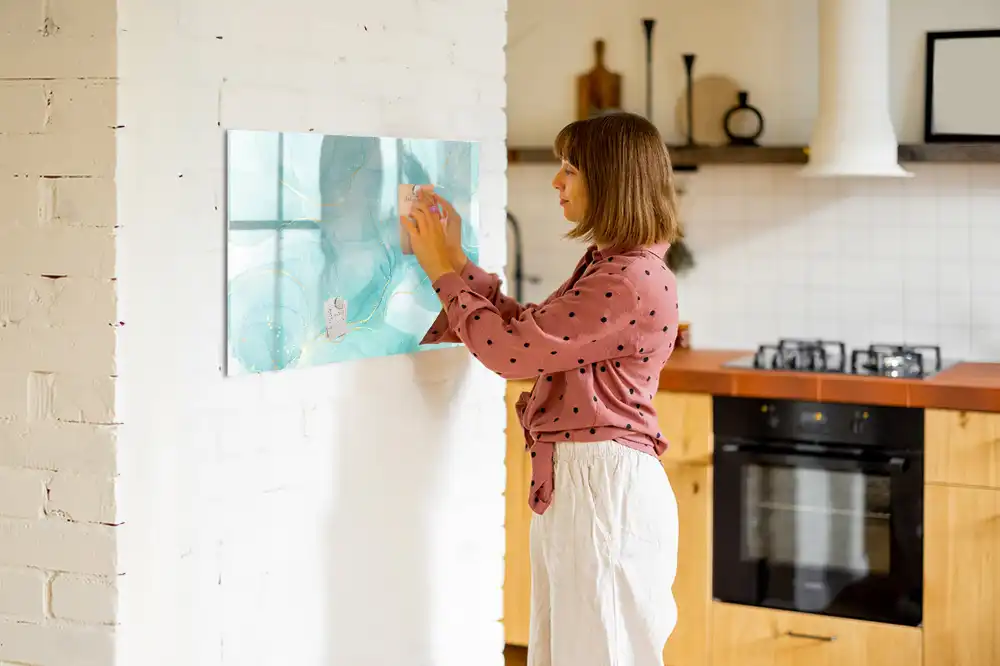Magnetická kreslící tabule pro děti s motivem mramorové abstraktní malby