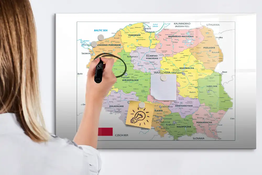 Magnetická kreslicí tabulka s obrysy hranic Polska