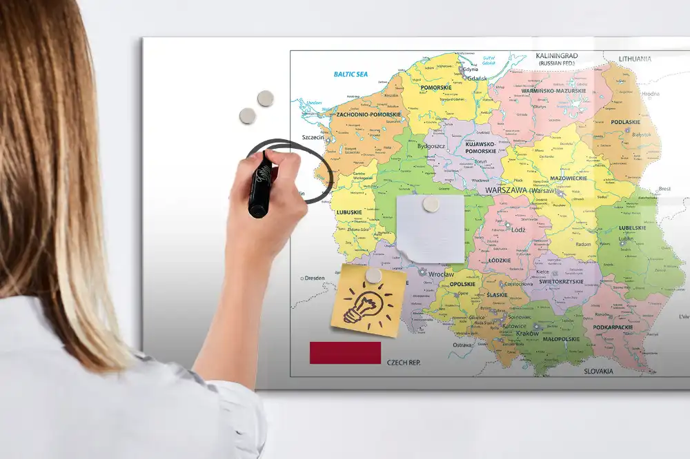 Magnetická kreslicí tabulka s obrysy hranic Polska