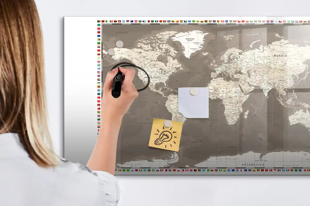 Dětská magnetická kreslící tabule s motivem kontinentů