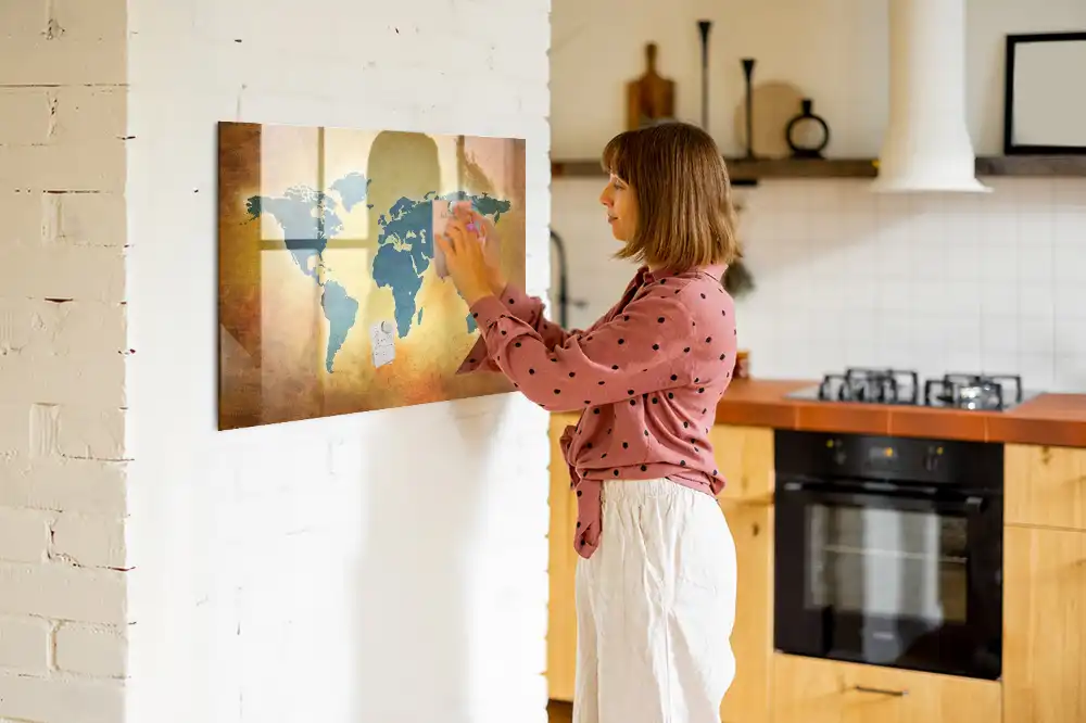 Magnetická kreslící tabule s motivem mapy světa