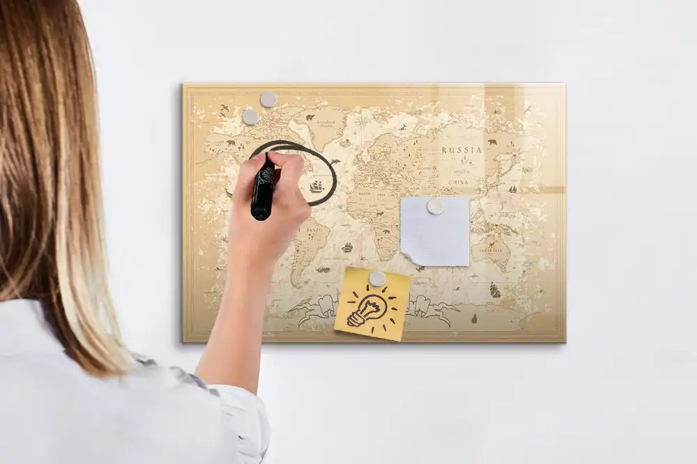 Magnetická kreslící tabule pro děti s motivem historického atlasu světa