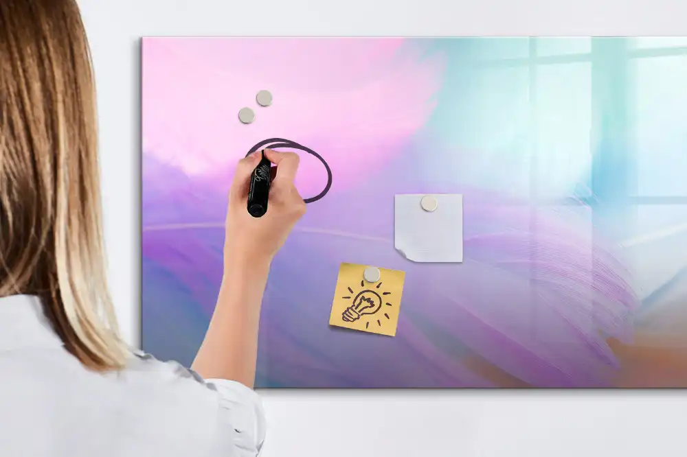 Magnetická kreslicí tabulka vzor vícebarevné ptačí peří