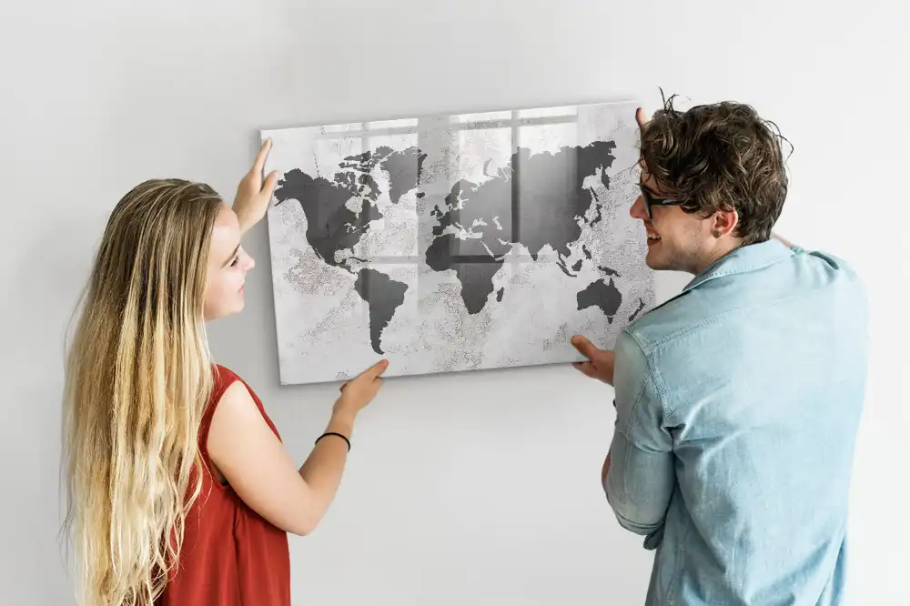 Dětská magnetická kreslící tabule s mapou a betonovou konstrukcí