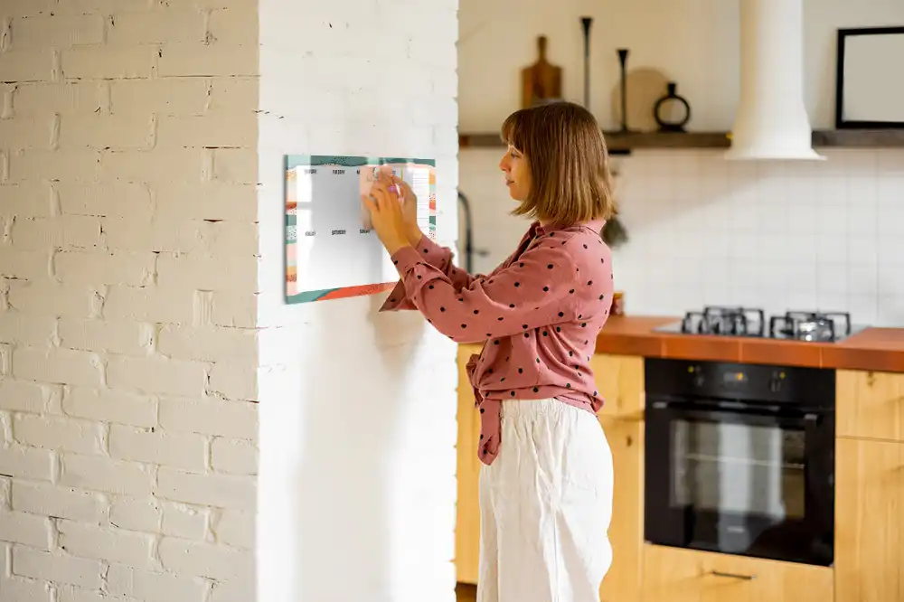 Magnetická tabule na kreslení s motivem týdenního diáře