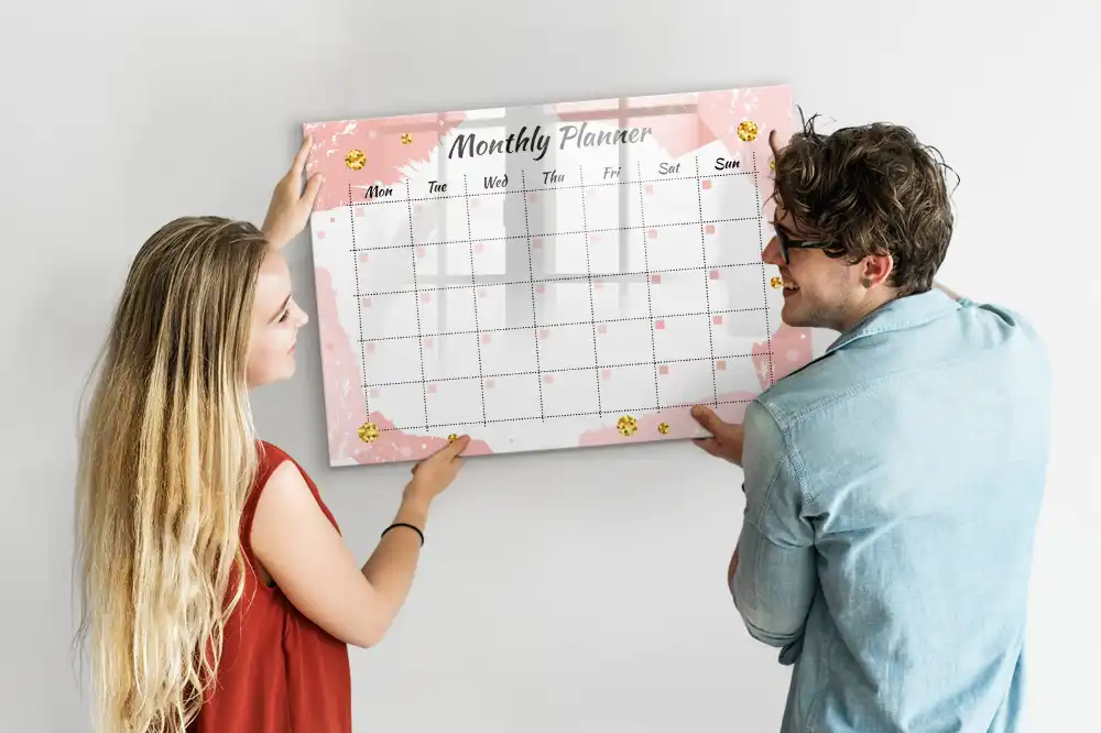 Magnetická kreslící tabule pro děti s měsíčním rozvrhem