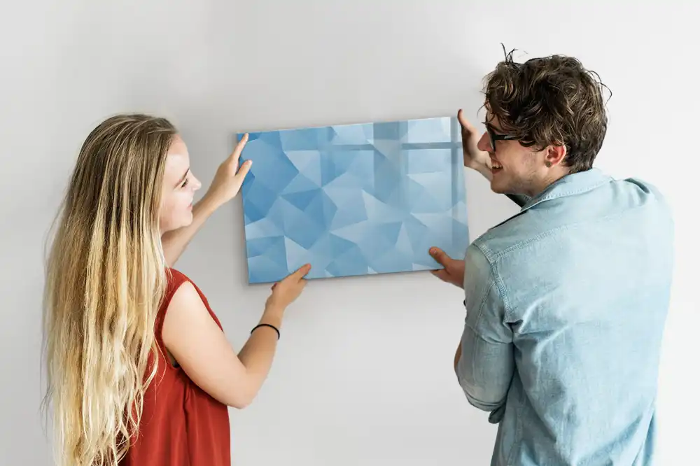 Magnetická kreslicí tabule s motivem abstraktní pyramidy