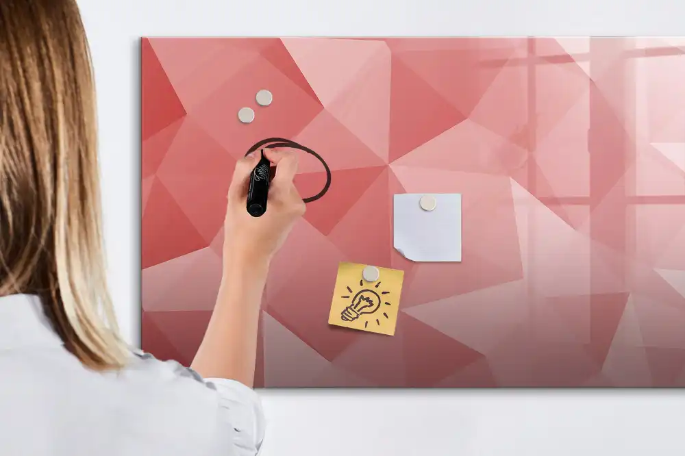 Magnetická kreslící tabule pro děti s geometrickými tvary