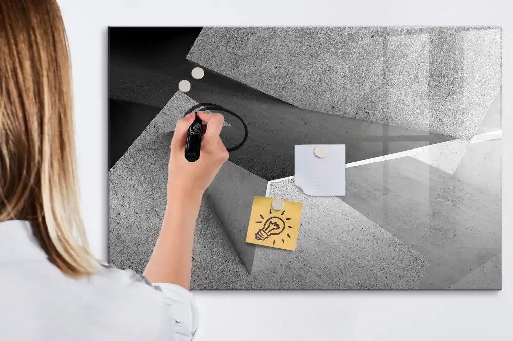 Magnetická kreslicí tabulka s motivem geometrických trojúhelníků