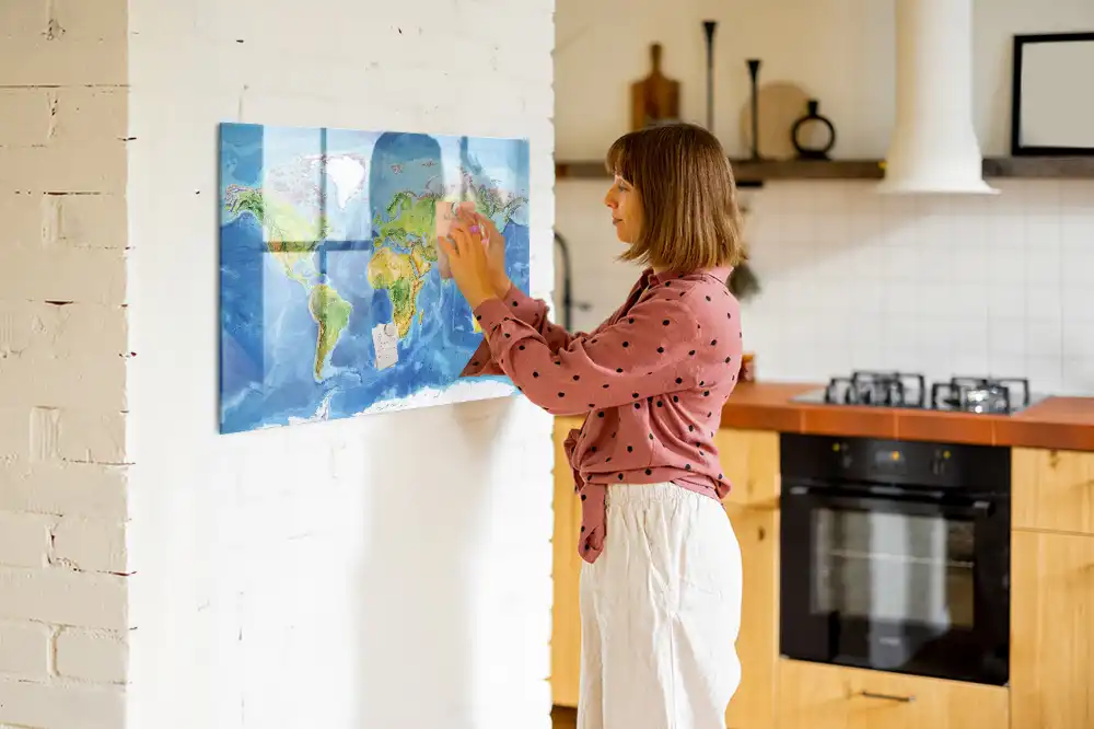 Magnetická kreslící tabulka pro děti s motivem zeměkoule