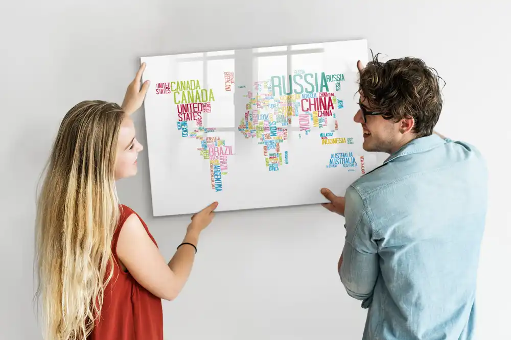 Magnetická kreslicí tabule s mapou světa a hranicemi států