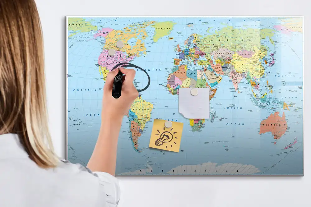 Dětská magnetická kreslící tabule s mapou světa