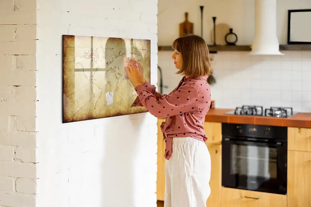 Magnetická kreslicí tabule se vzorem staré mapy světa