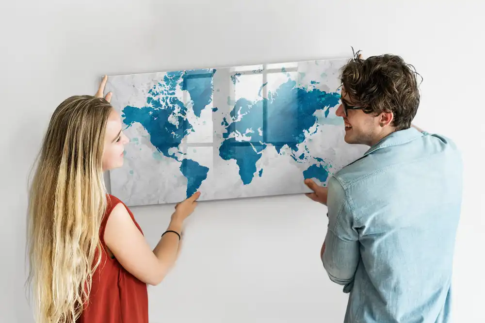 Magnetická kreslicí tabule s motivem mapy světa
