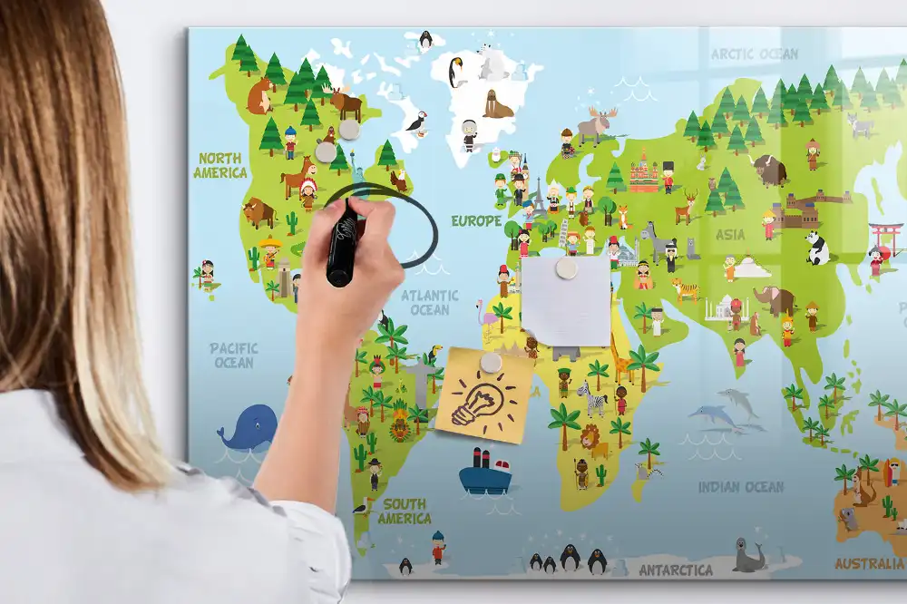 Magnetická tabule na kreslení s mapou světa
