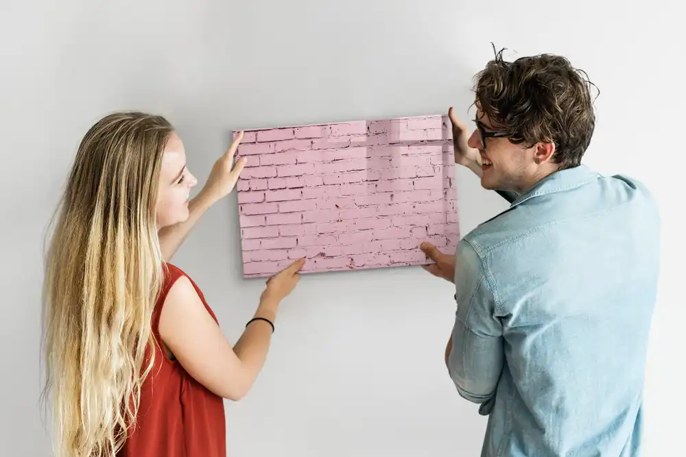Magnetická kreslící tabule pro děti v designu červených cihel