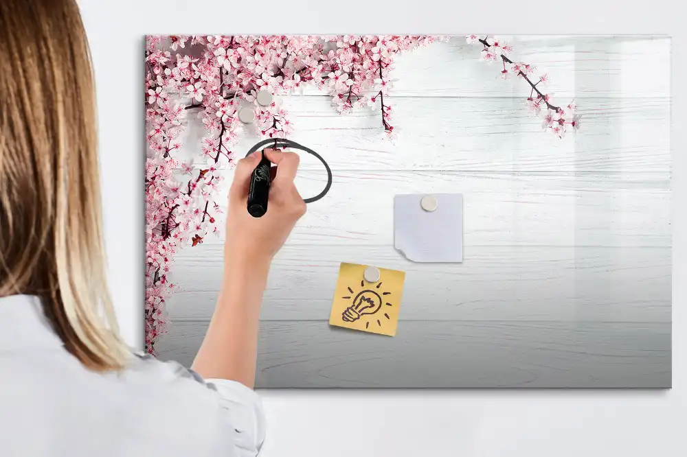 Magnetická kreslící tabulka První jarní pupeny