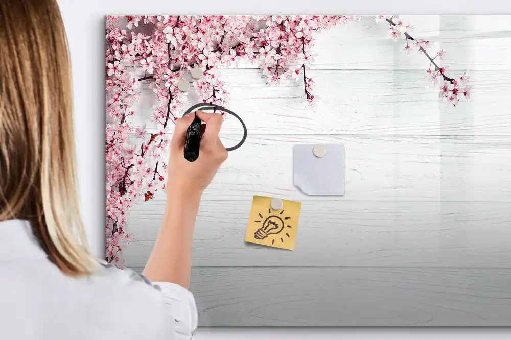 Magnetická kreslící tabulka První jarní pupeny