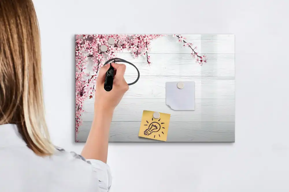 Magnetická kreslící tabulka První jarní pupeny