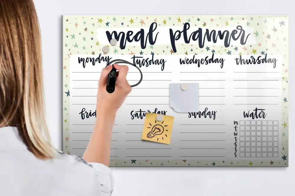 Magnetická tabule na kreslení týdenní menu s hvězdnou tematikou