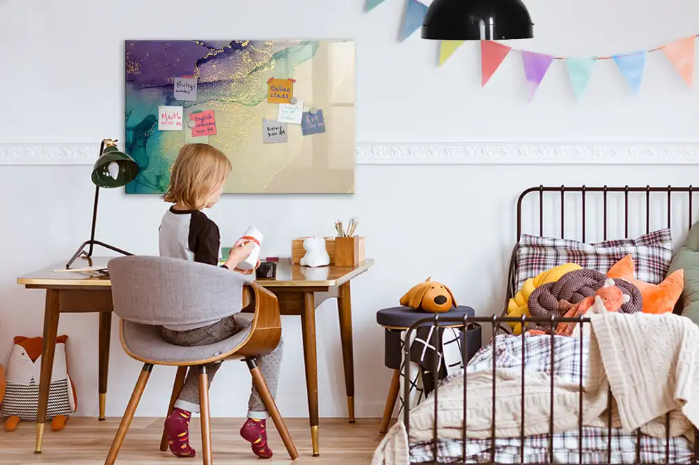 Magnetická kreslicí tabule s motivem elegantní lineární abstrakce