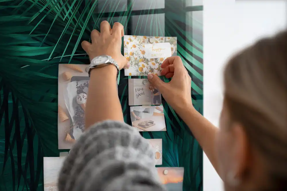 Skleněná magnetická tabule s motivem tropických listů